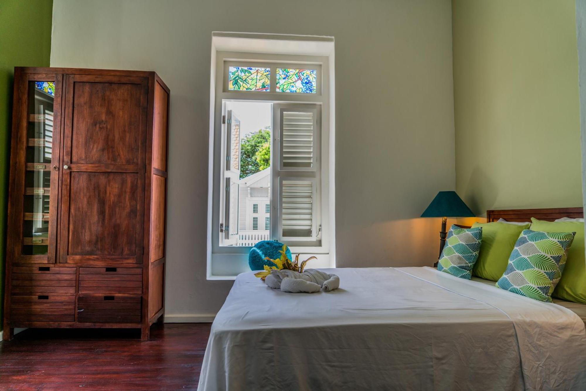 Bario Hotel Willemstad Room photo