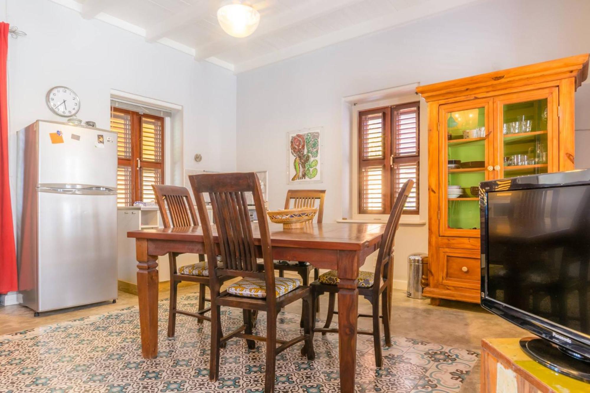 Bario Hotel Willemstad Room photo